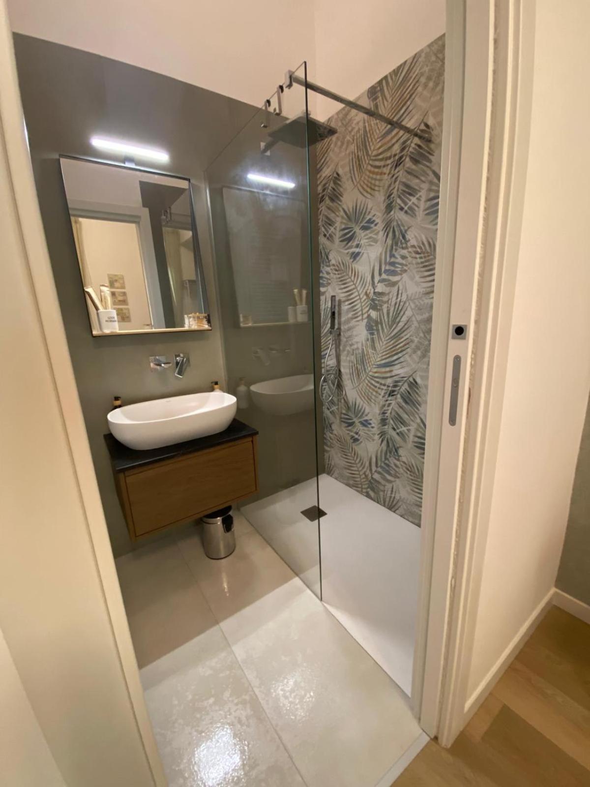 Hotel Manzoni 116 Bari Esterno foto